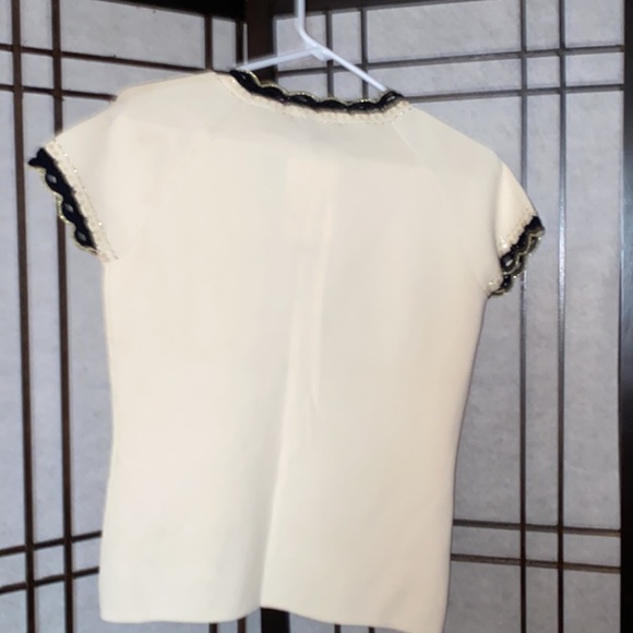 Cream & navy top - Picture 2 of 4